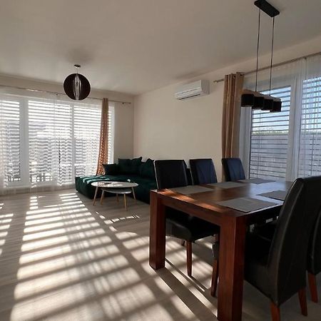 Klimatizovany Apartmanovy Dom S Virivkou, 9B Villa Janosikova Екстериор снимка